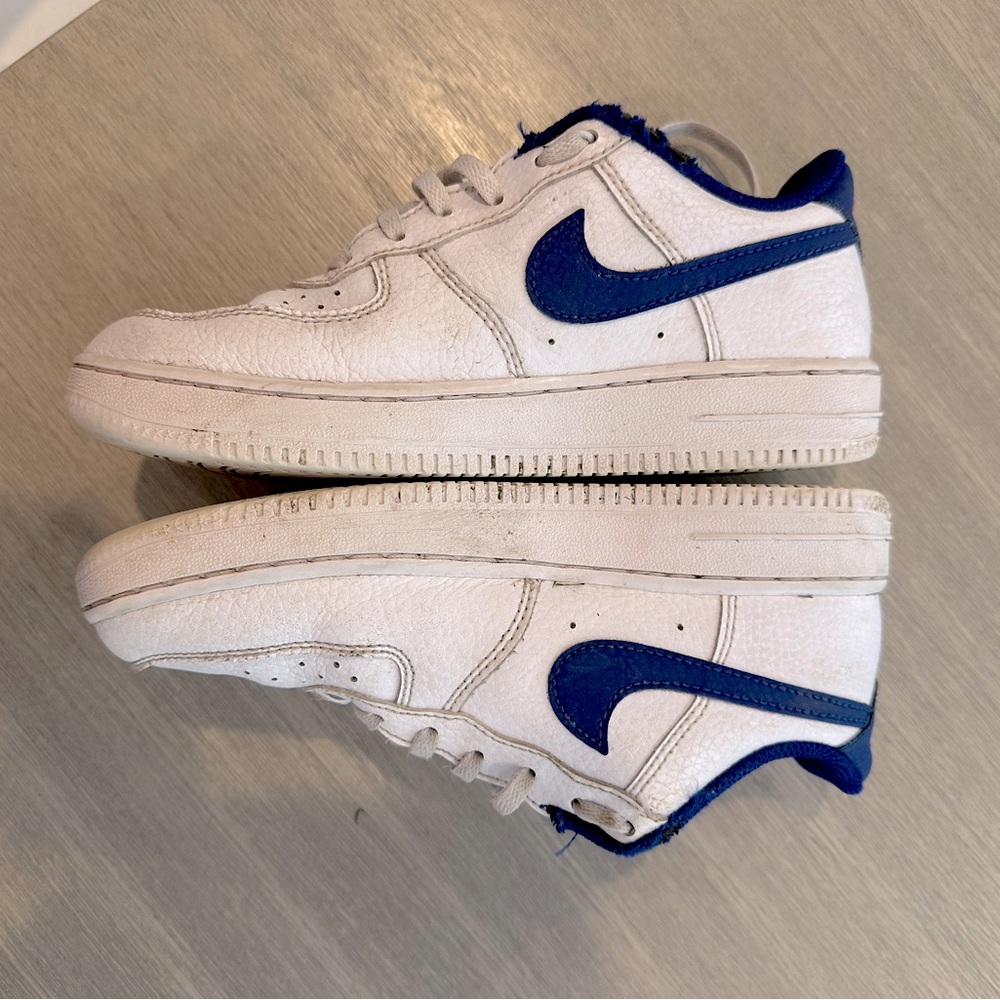 Nike Air Force 1 big kids